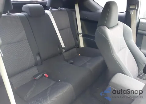 2014 Scion Tc 10 Series/Monogram z USA, uszkodzony, nr VIN JTKJF5C71E3072185